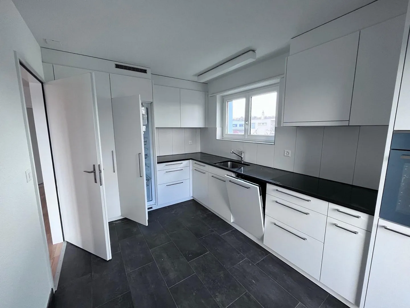 Appartamento giardino ristrutturato di 3,5 locali - Foto 2 di 9