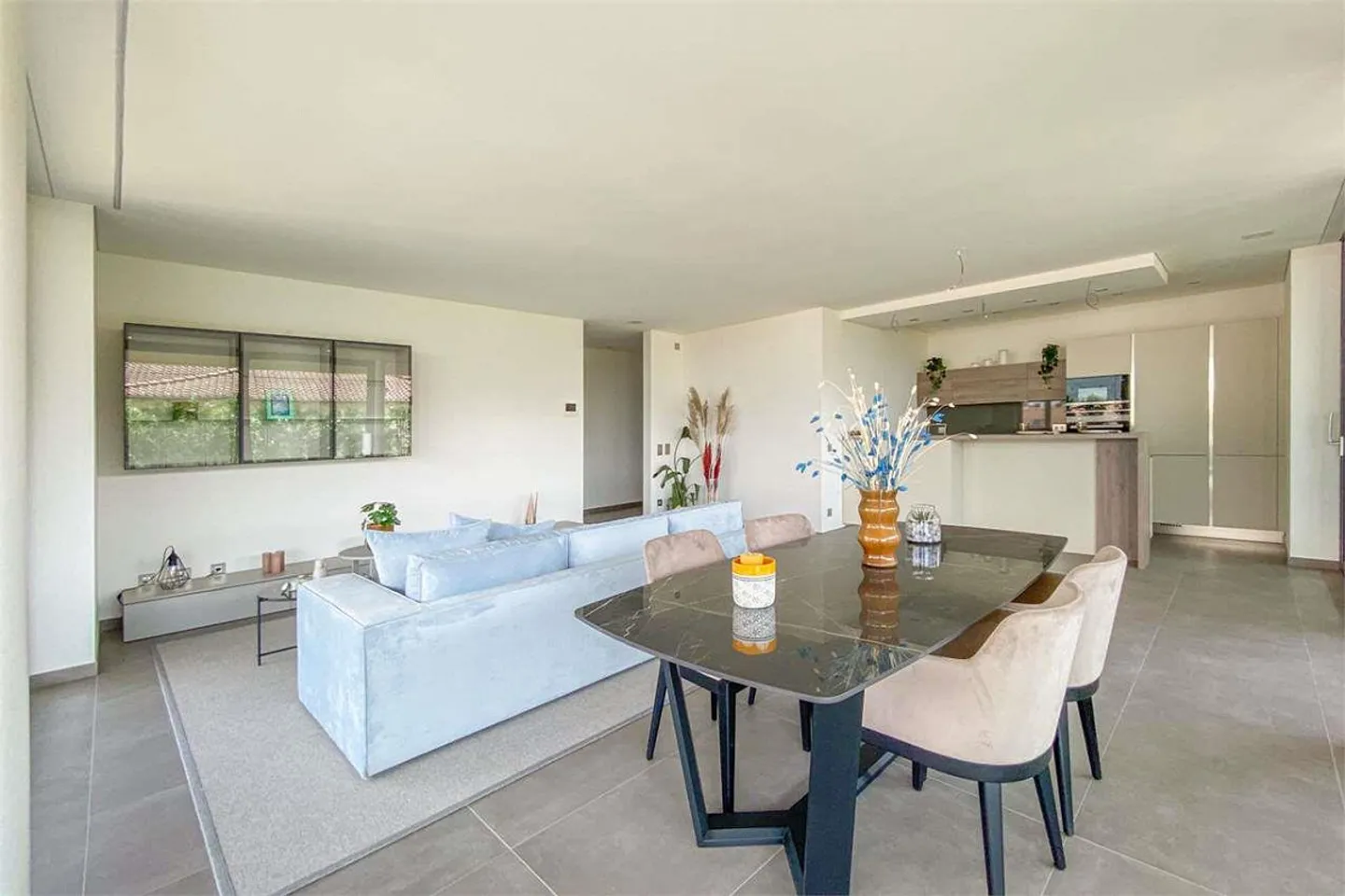 Appartamento elegante e nuovo con grande terrazza - Foto 4 di 13