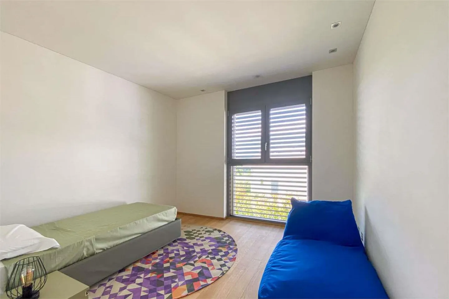 Appartamento elegante e nuovo con grande terrazza - Foto 9 di 13