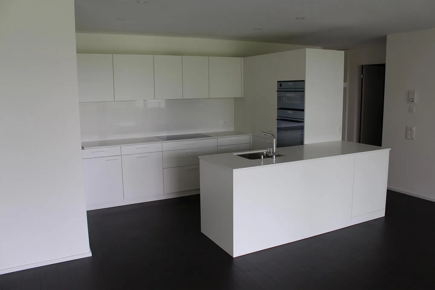 Comme neuf, grande terrasse et vue sur la zone verte ! - Photo 6 sur 23
