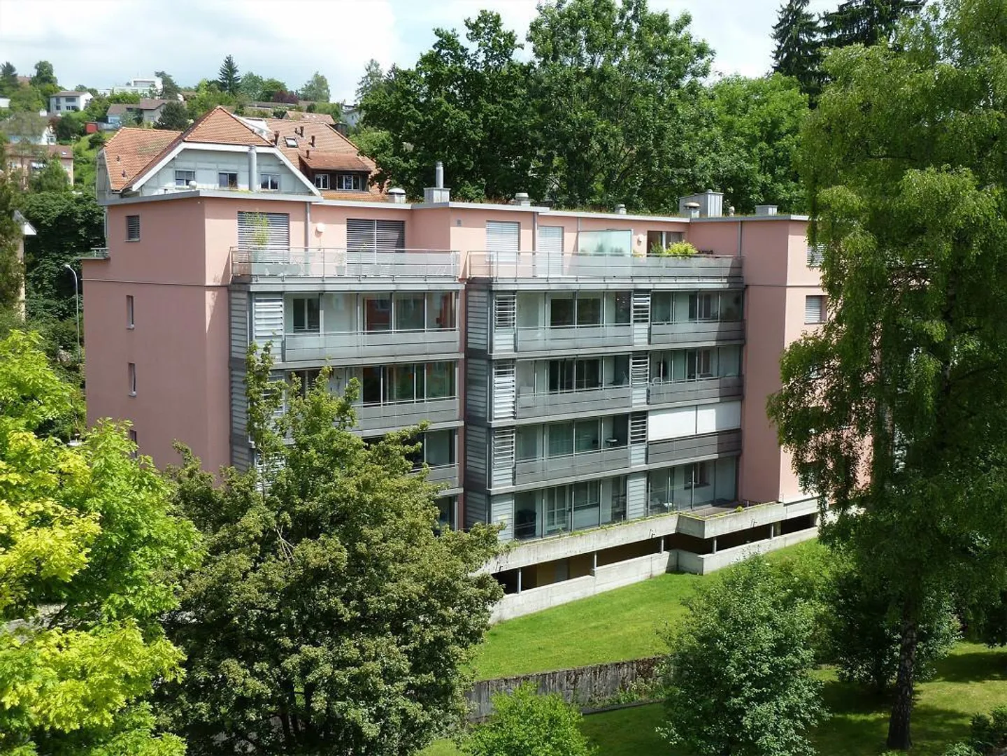 Spacious 1.5-room apartment - Photo 1 of 4