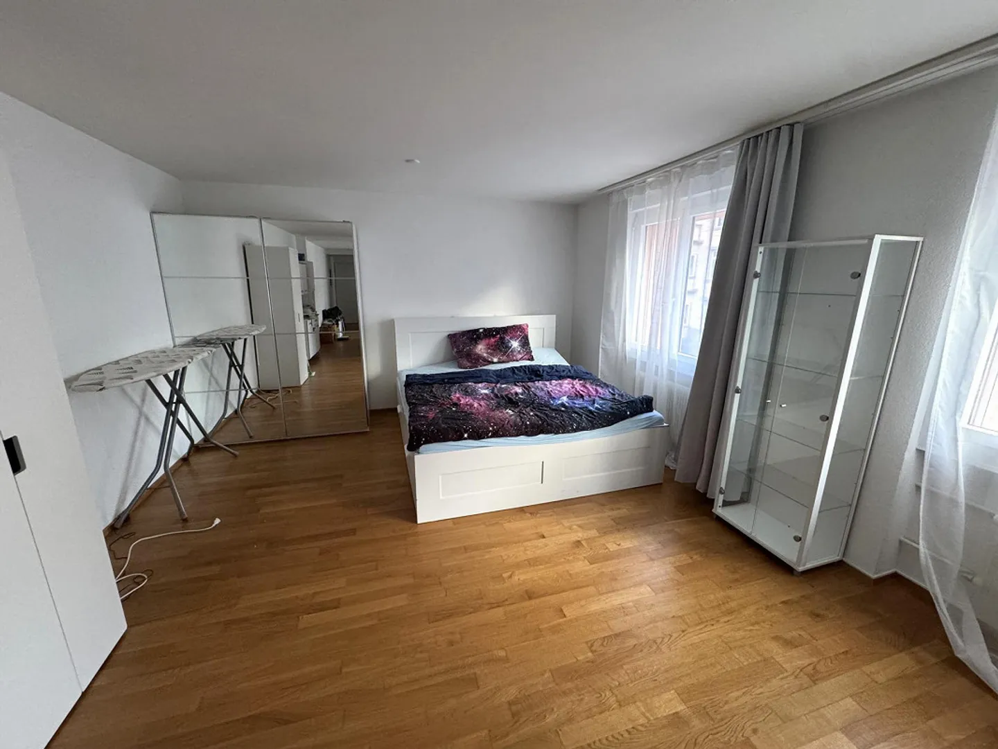 Spacious 1.5-room apartment - Photo 2 of 4