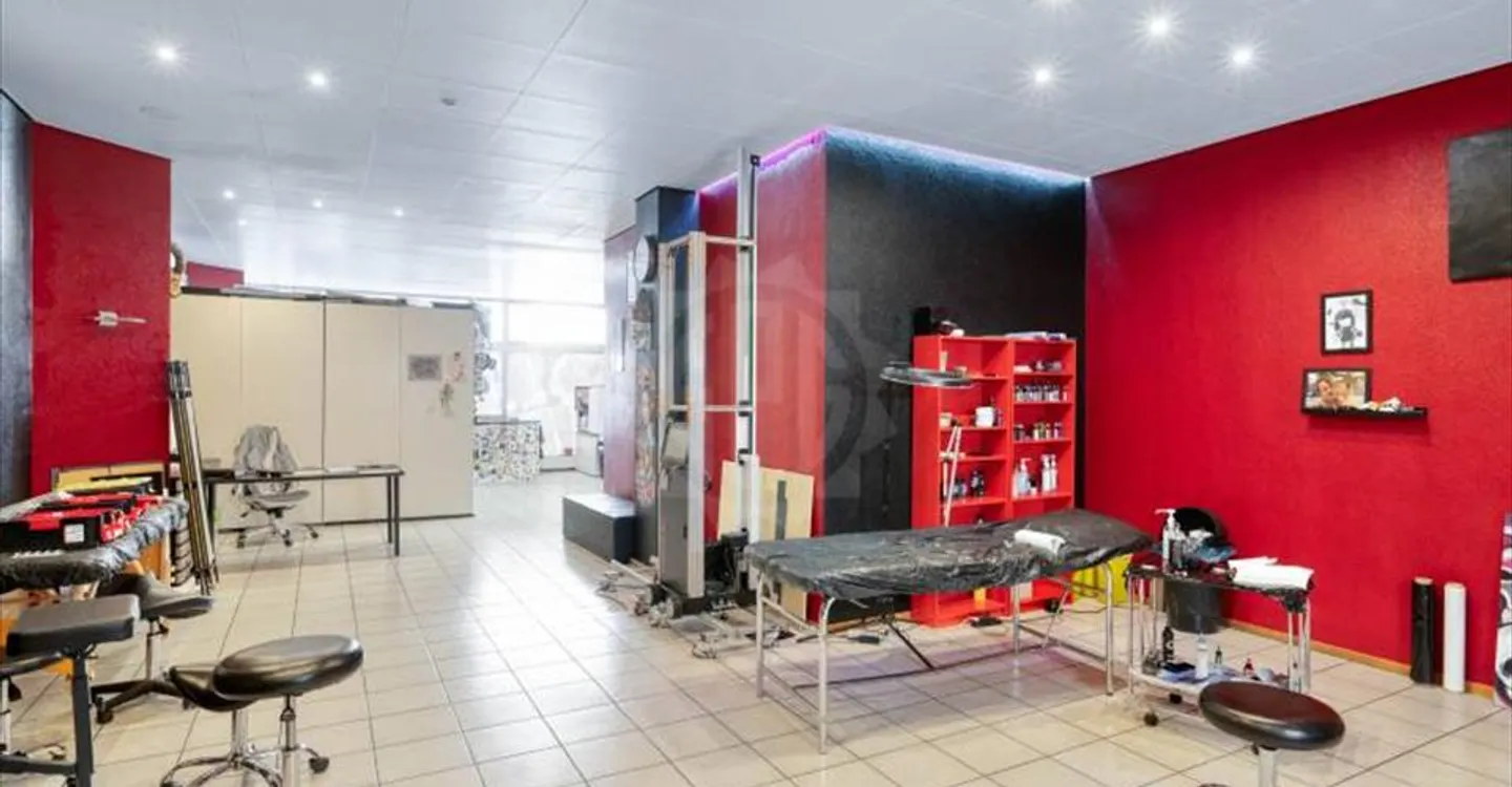 Negozio in affitto - Foto 4 di 13