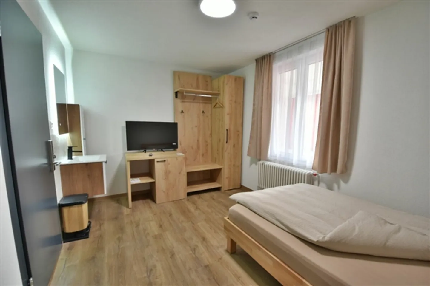 Furnished Studio Rooms for Short or Long Term Rent! - Photo 1 of 13