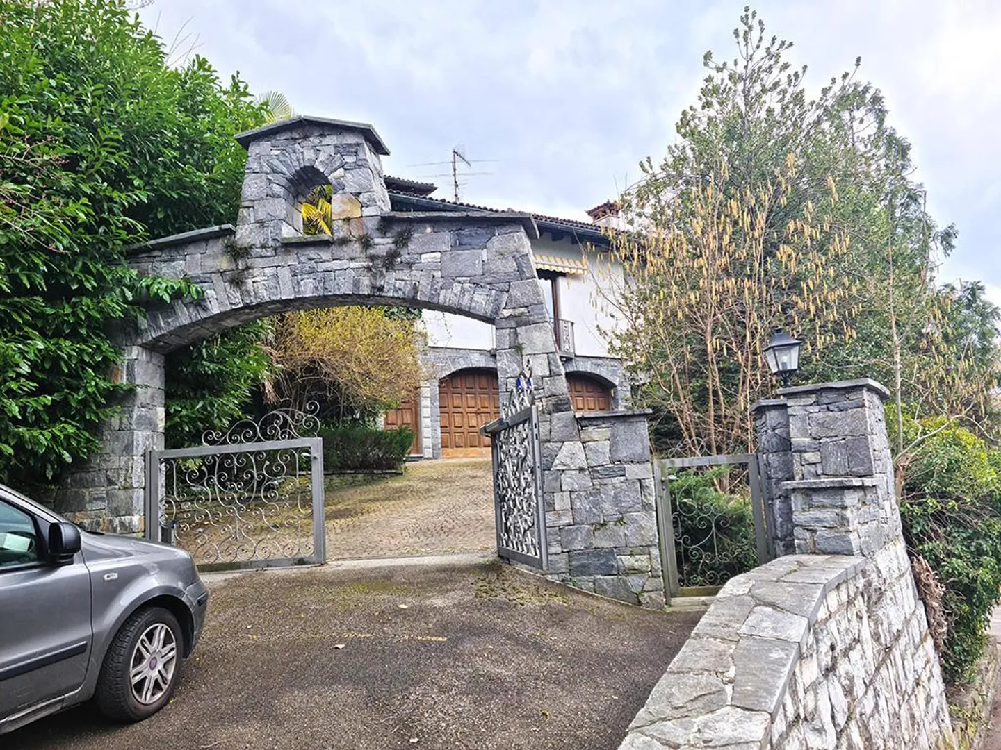 Mediterranean Villa - Photo 1 of 6