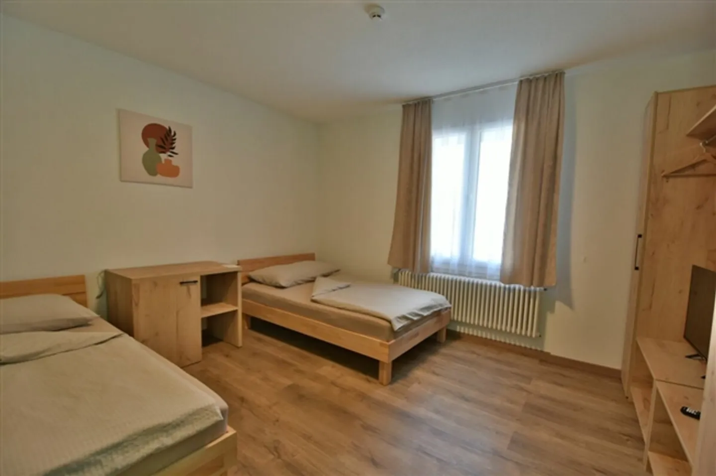 Furnished Studio Rooms for Short or Long Term Rent! - Photo 5 of 13