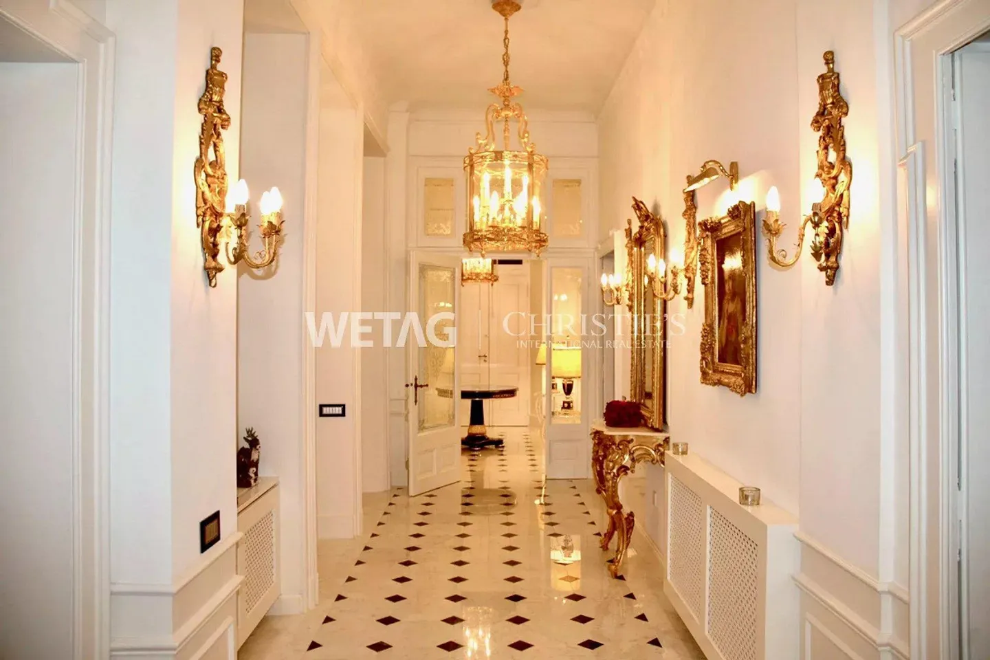 Historische Villa mit Pool in Curio - Foto 8 von 13