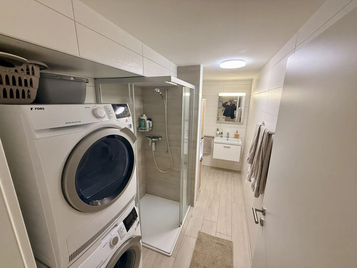 Grand studio de 47 m² avec terrasse, cave et place de parc - Photo 4 sur 7