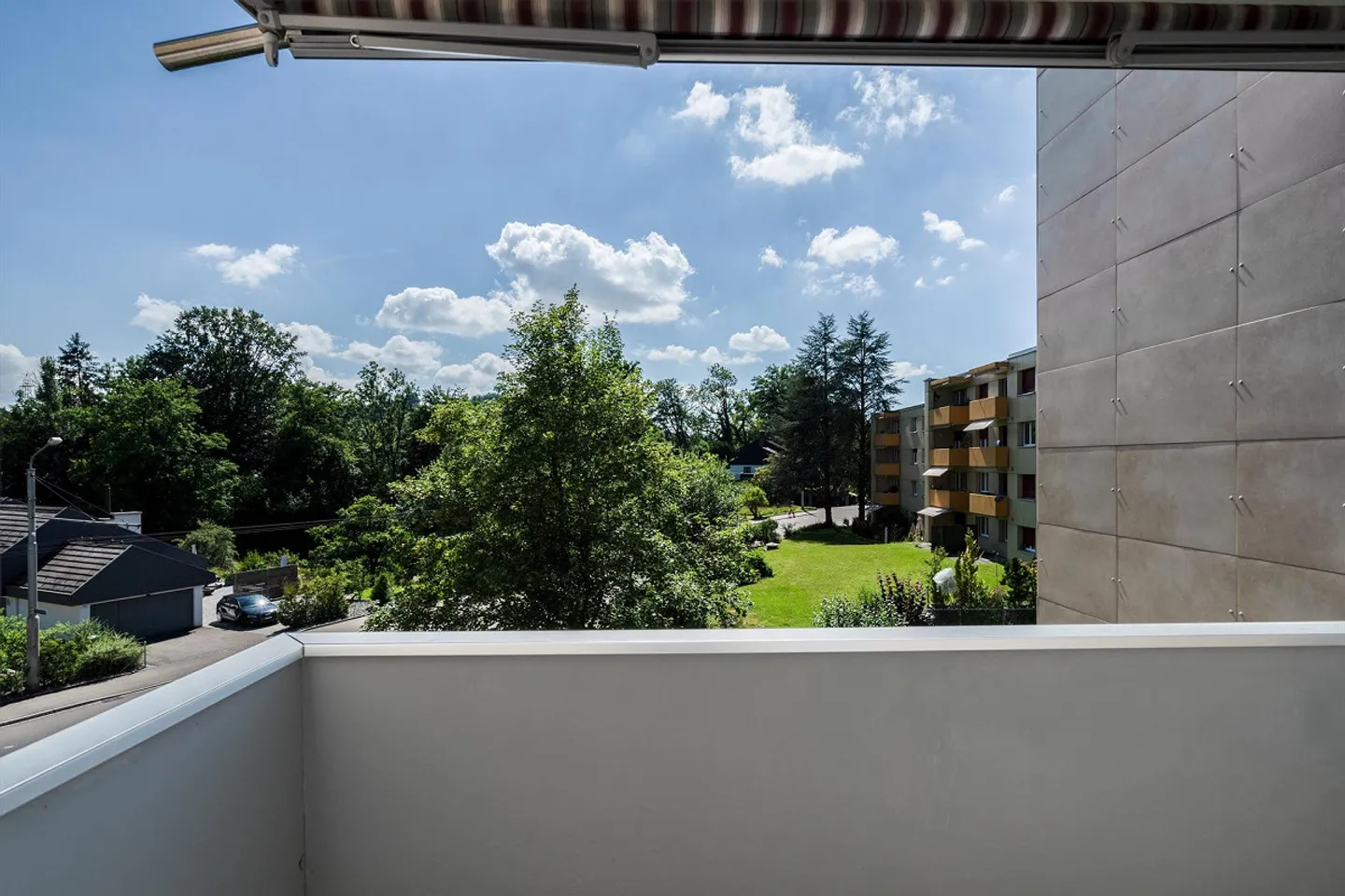 Renovated Apartment Seeks Tenant - Photo 4 of 5