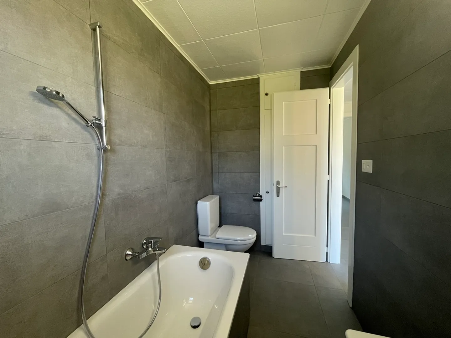 Carino duplex di 3,5 stanze recentemente ristrutturato - Foto 4 di 11