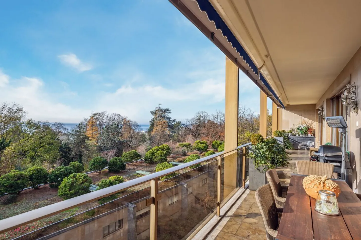 Appartamento di lusso di 265 m2 in una residenza con vista panoramica e piscina privata sul tetto - Foto 10 di 13