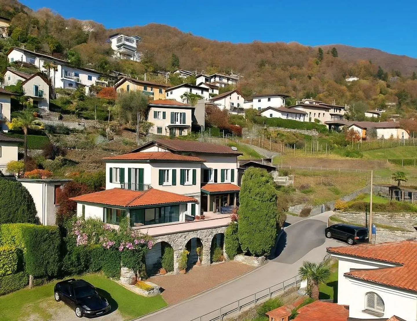 Brissago - Mediterraneische Villa mit Seeblick in Brissago - Foto 1 von 13