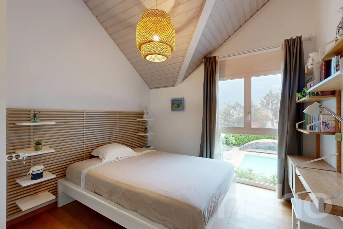 The privilege of a villa designed for well-being - Photo 10 of 12