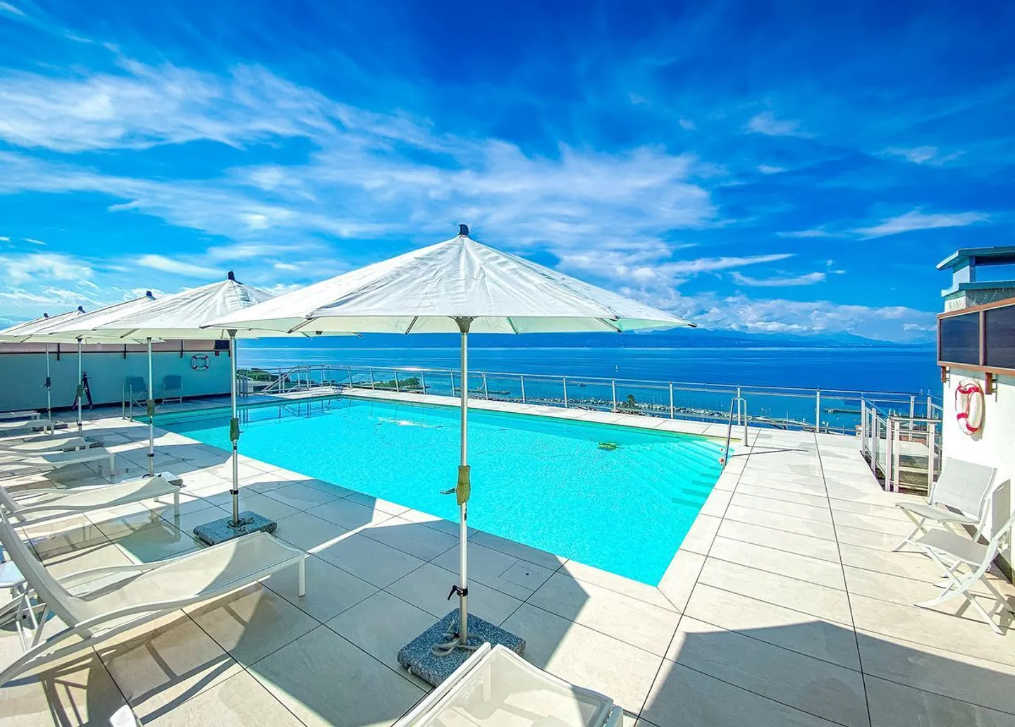 Appartamento di lusso di 265 m2 in una residenza con vista panoramica e piscina privata sul tetto - Foto 13 di 13