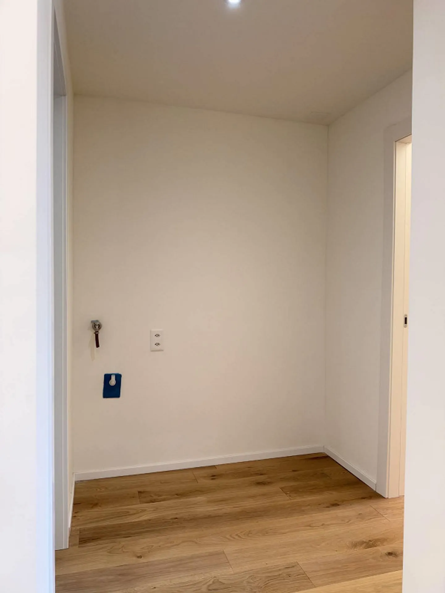 Viganello haut, appartement trois pièces rénové avec espace extérieur - Photo 6 sur 13