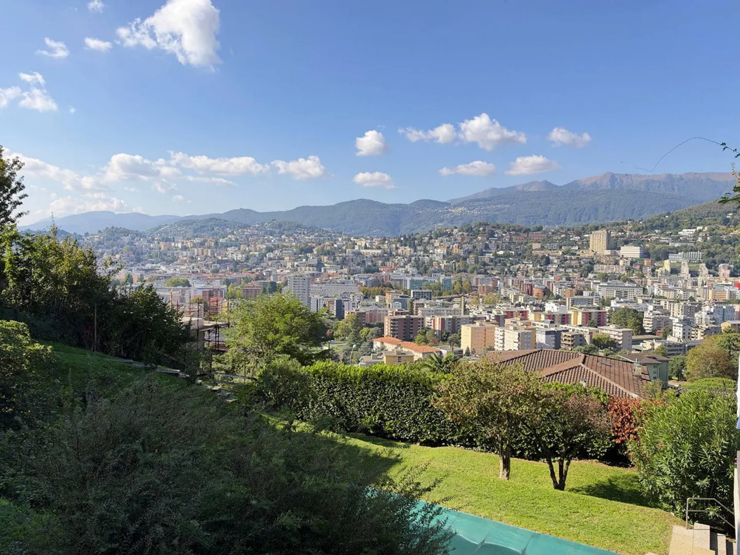 Viganello haut, appartement trois pièces rénové avec espace extérieur - Photo 12 sur 13