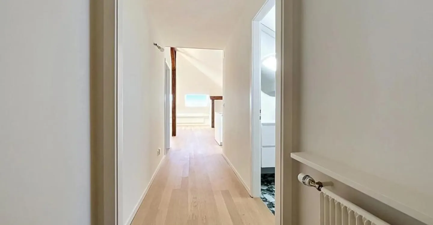 Appartement Élégant Rénové - Photo 4 sur 12
