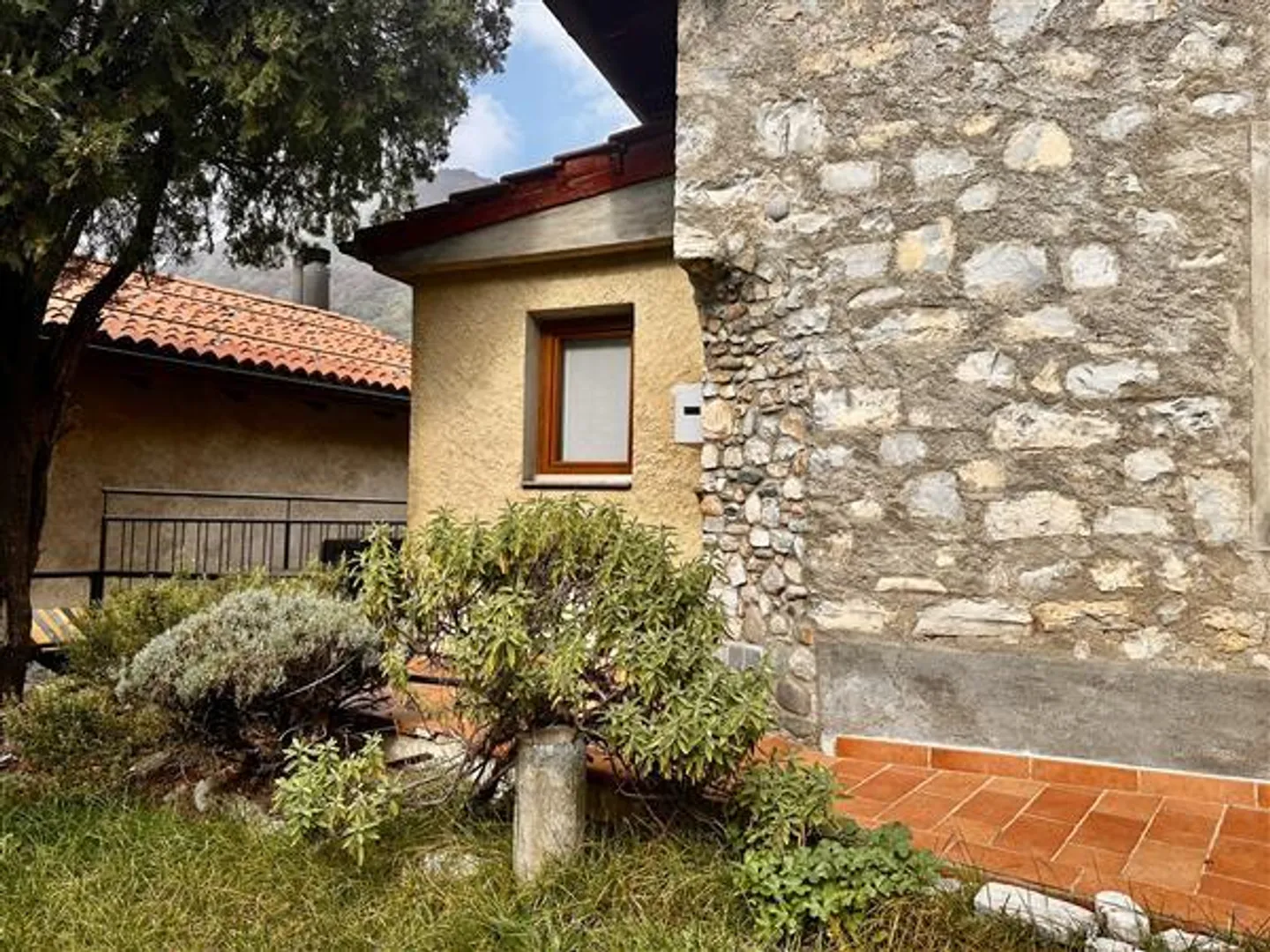 Bella casa a Brè sopra Lugano: appartamento di 3,5 stanze - Foto 2 di 13