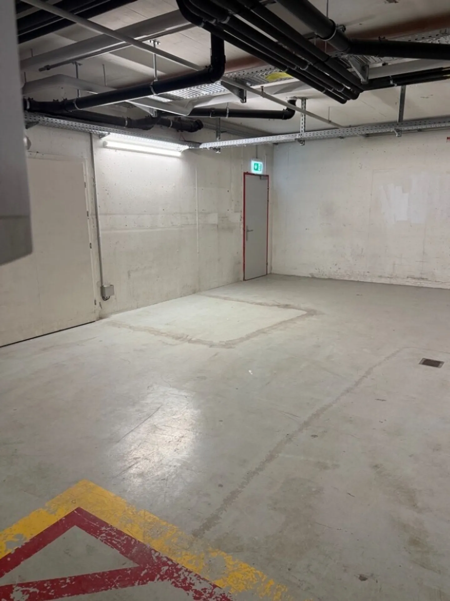 Storage Space in Neuhegi-Center - Photo 2 of 5