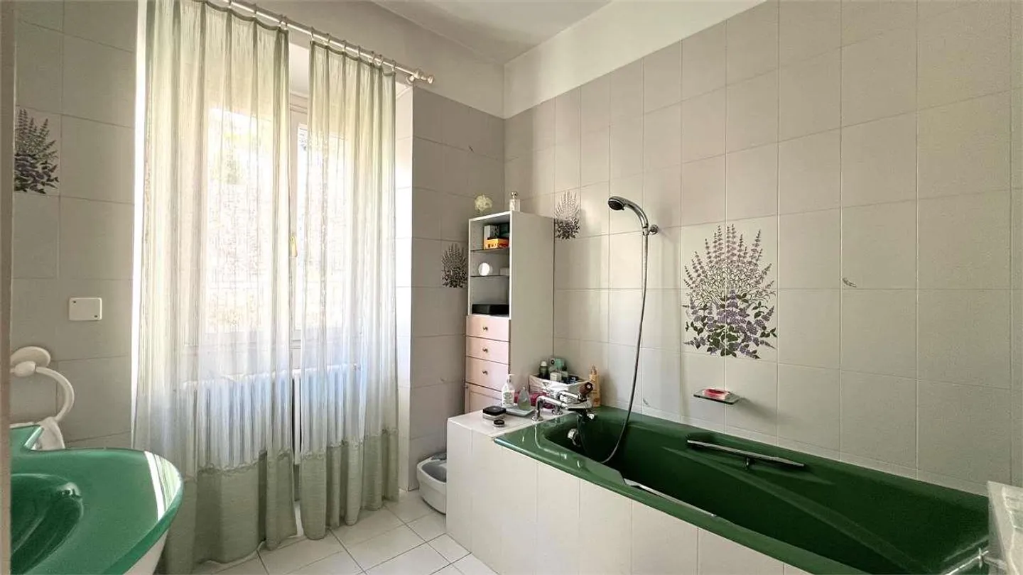 Brissago - Mediterraneische Villa mit Seeblick in Brissago - Foto 8 von 13