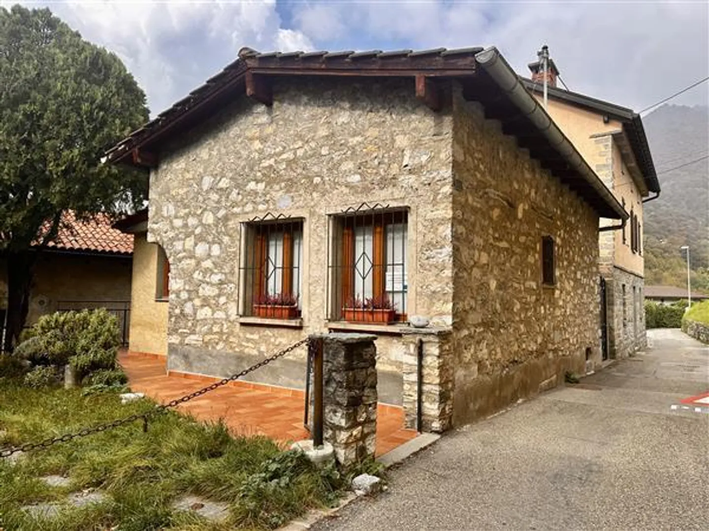 Bella casa a Brè sopra Lugano: appartamento di 3,5 stanze - Foto 1 di 13