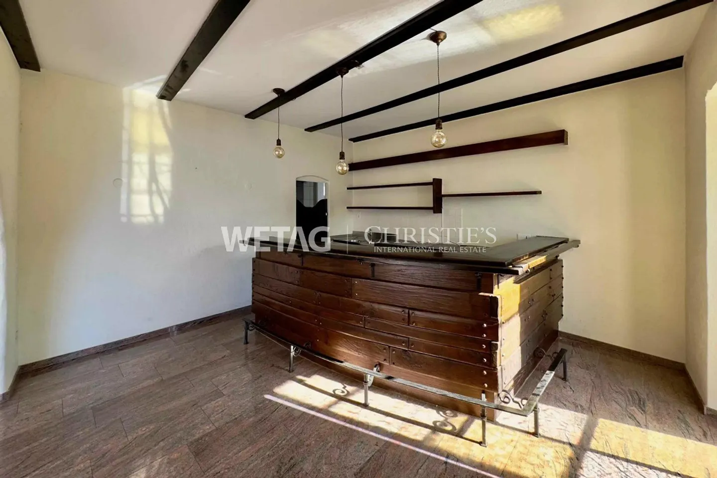 Porto Ronco: Property in need of renovation with breathtaking... - Photo 8 of 13