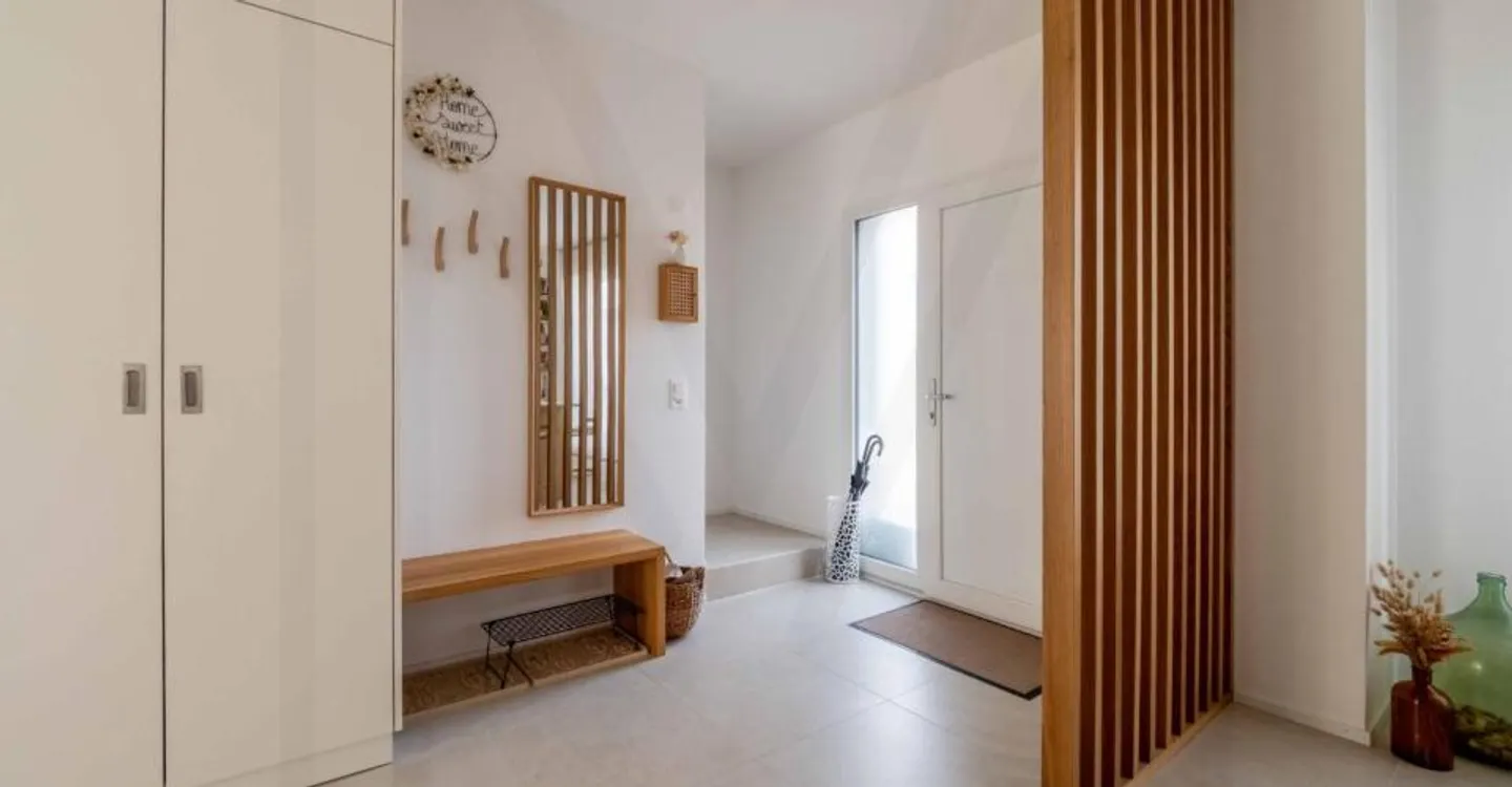 Magnifica villa familiare di 4,5 locali - Un rifugio di tranquillità vicino a tutti i servizi - Foto 6 di 13