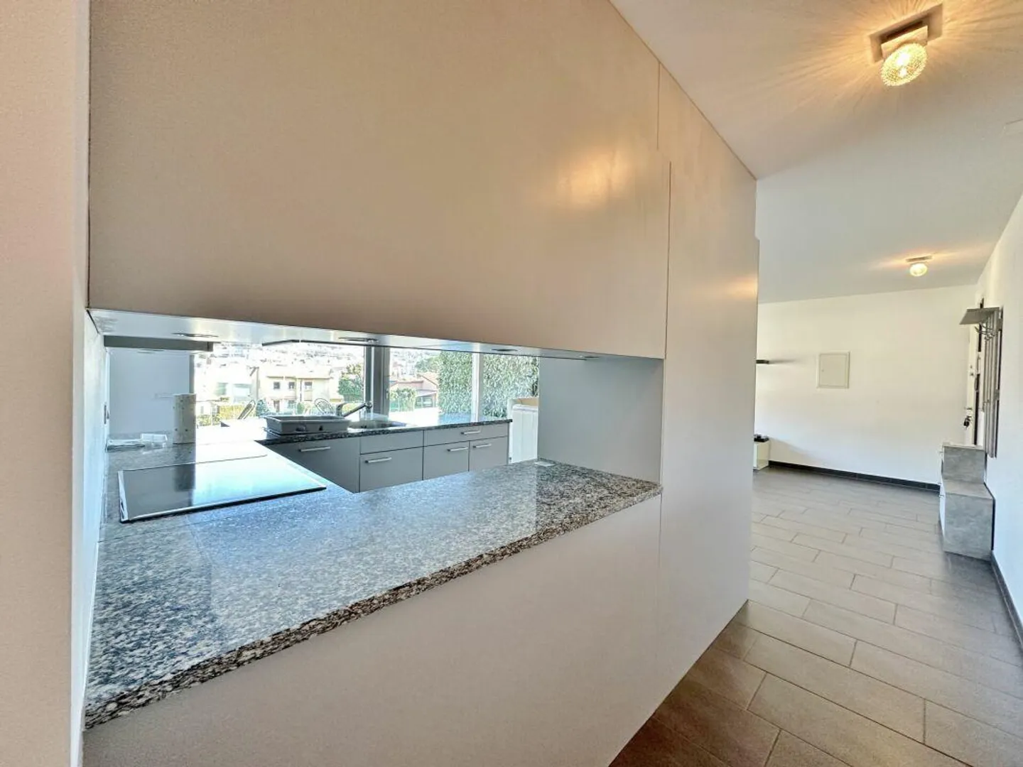 Appartamento moderno di 3,5 locali con giardino - Foto 5 di 13
