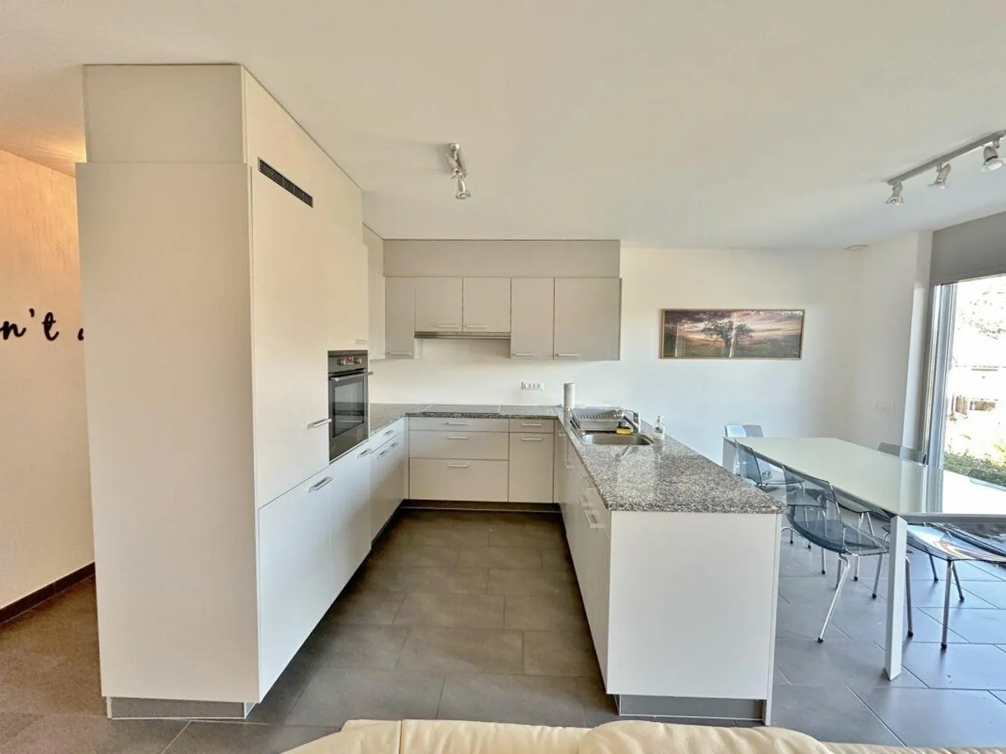 Appartamento moderno di 3,5 locali con giardino - Foto 6 di 13