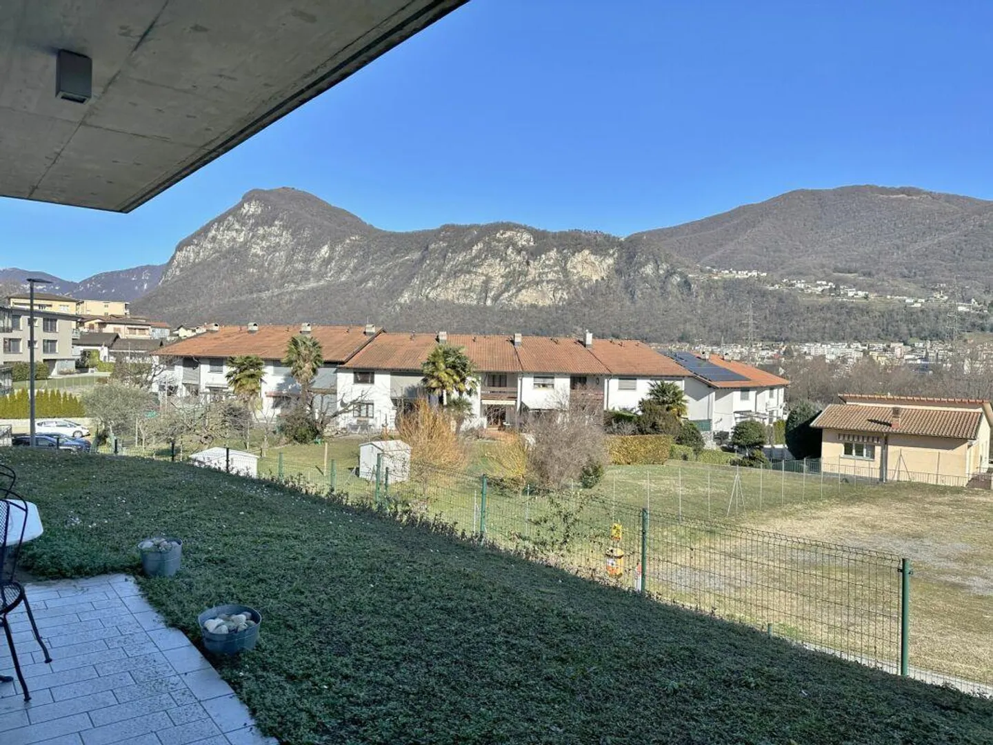 Appartamento moderno di 3,5 locali con giardino - Foto 8 di 13