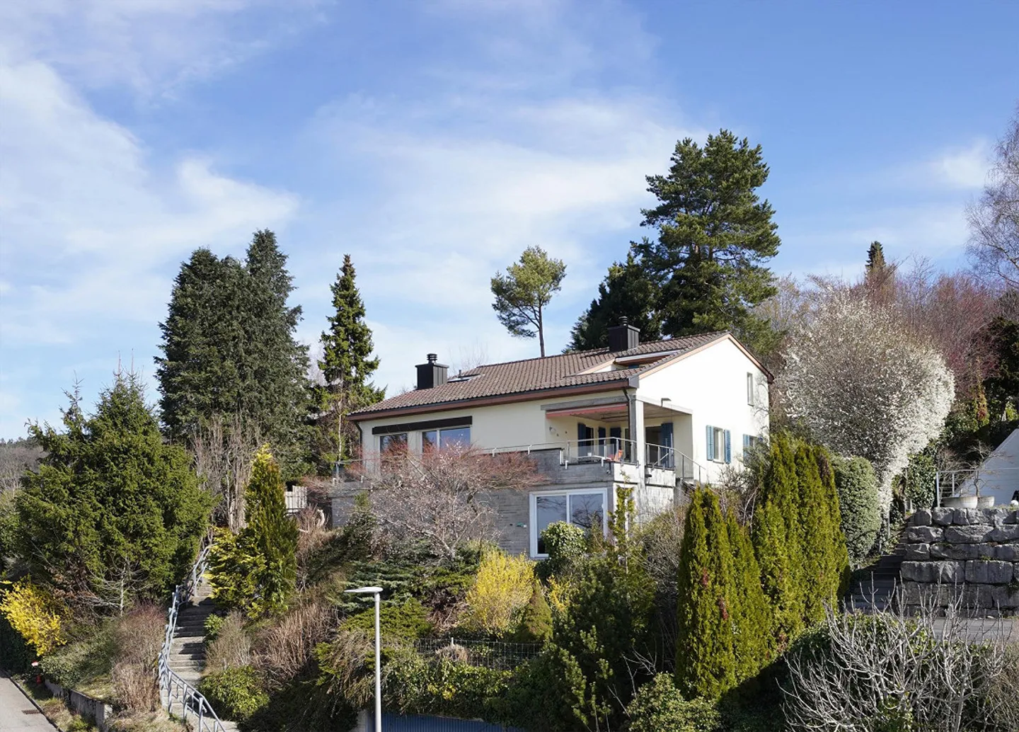 Casa unifamiliare con vista mozzafiato - Foto 1 di 6
