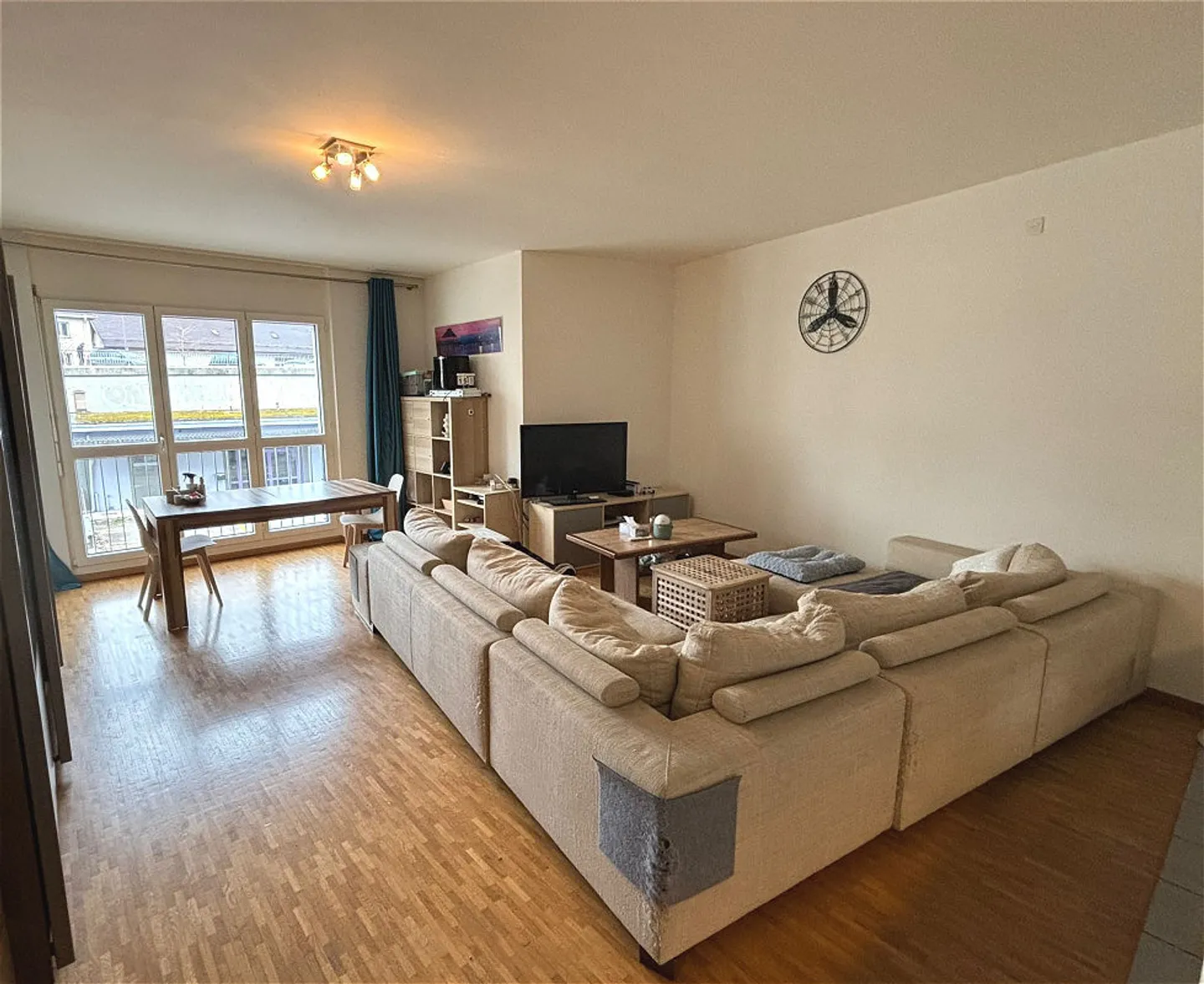 Incantevoli 2.5 stanze nel centro di Sion - Foto 1 di 6