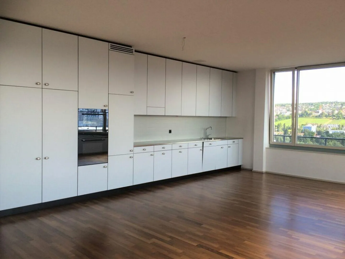 Spacious 2.5-room apartment W1.065 in Zurich Altstetten - Photo 2 of 4
