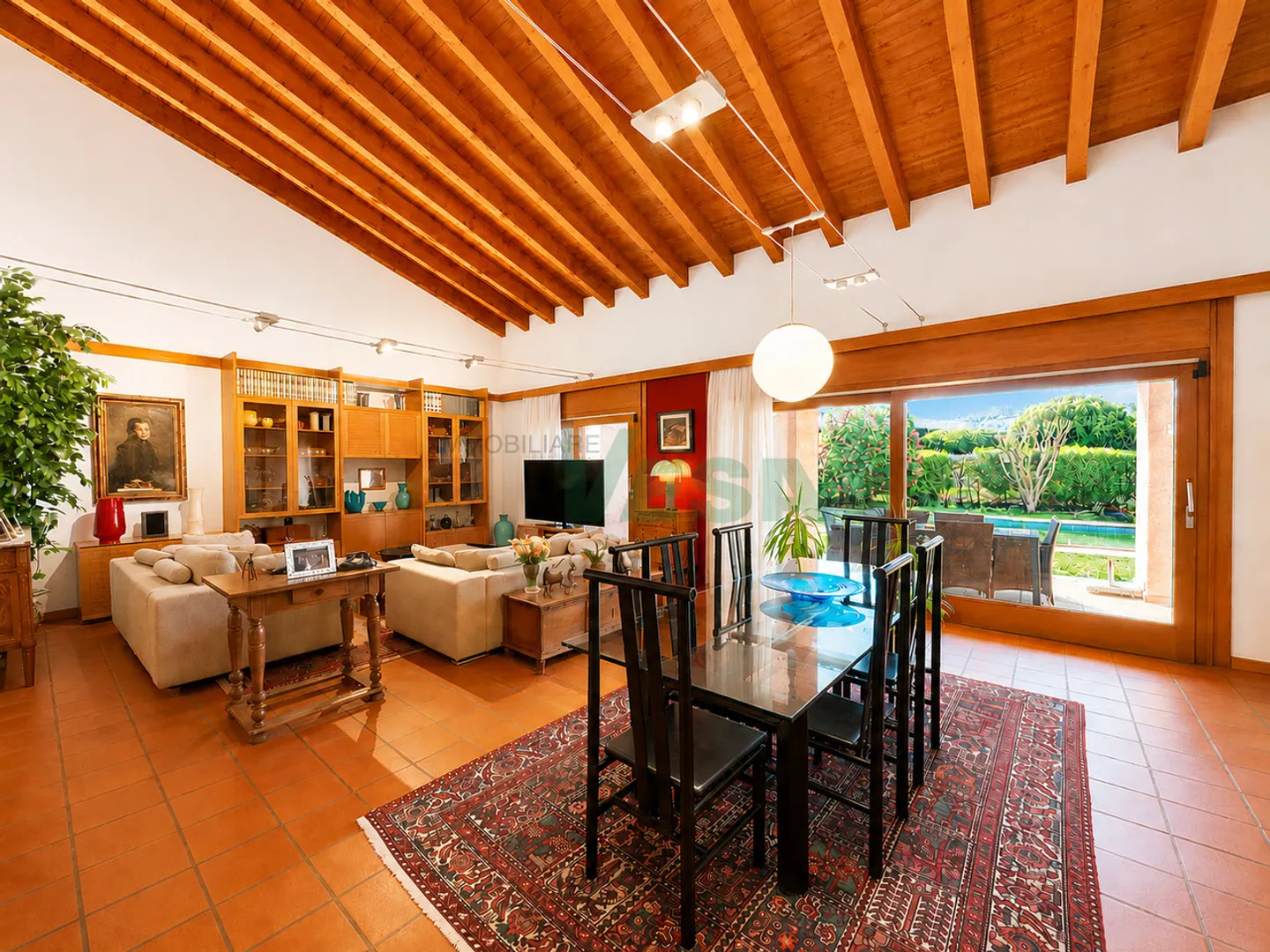 Villa Elegante con Piscina - Foto 2 di 13