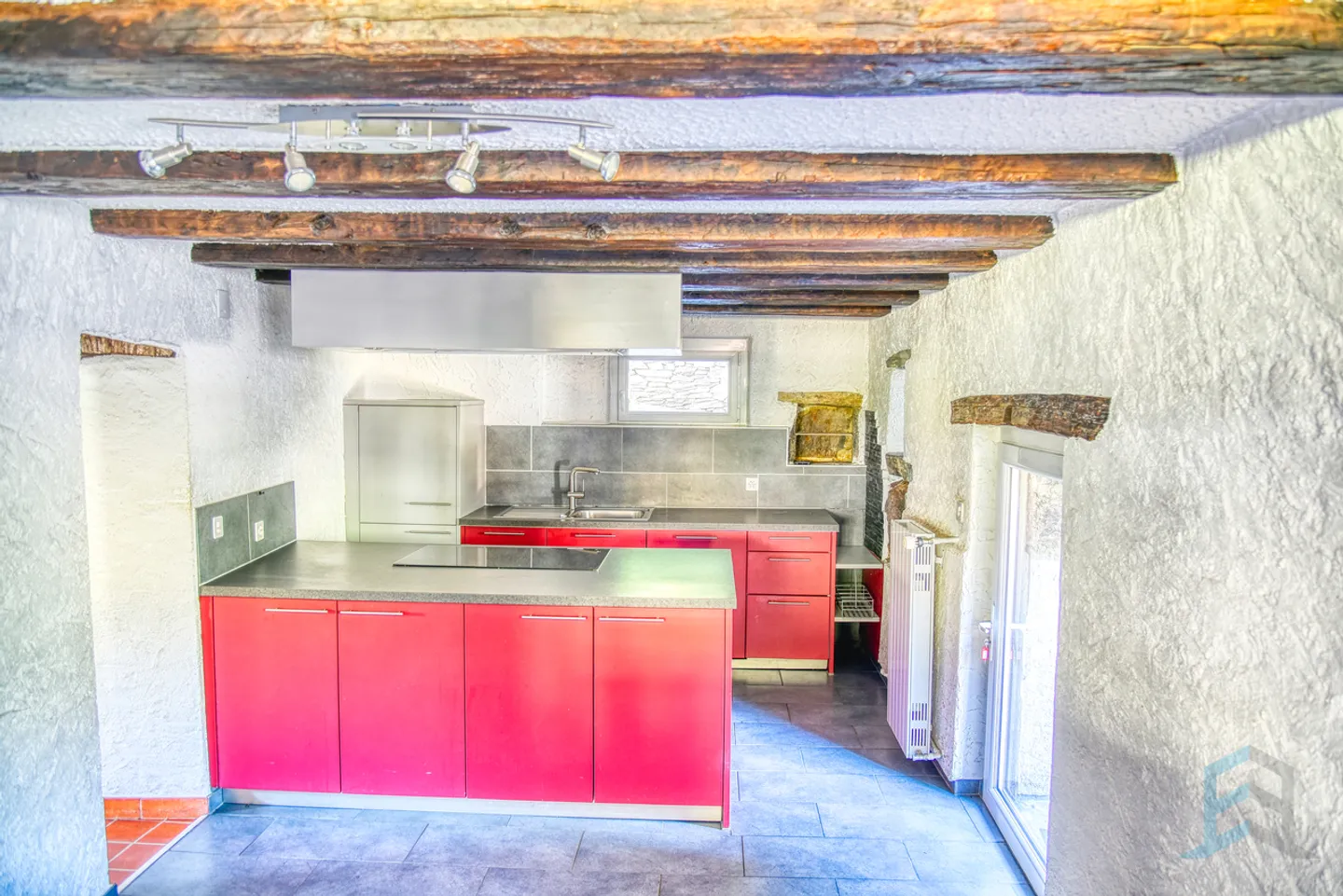EXKLUSIVITÄT Charaktervolles Dorfhaus mit großem Potenzial - Foto 4 von 19