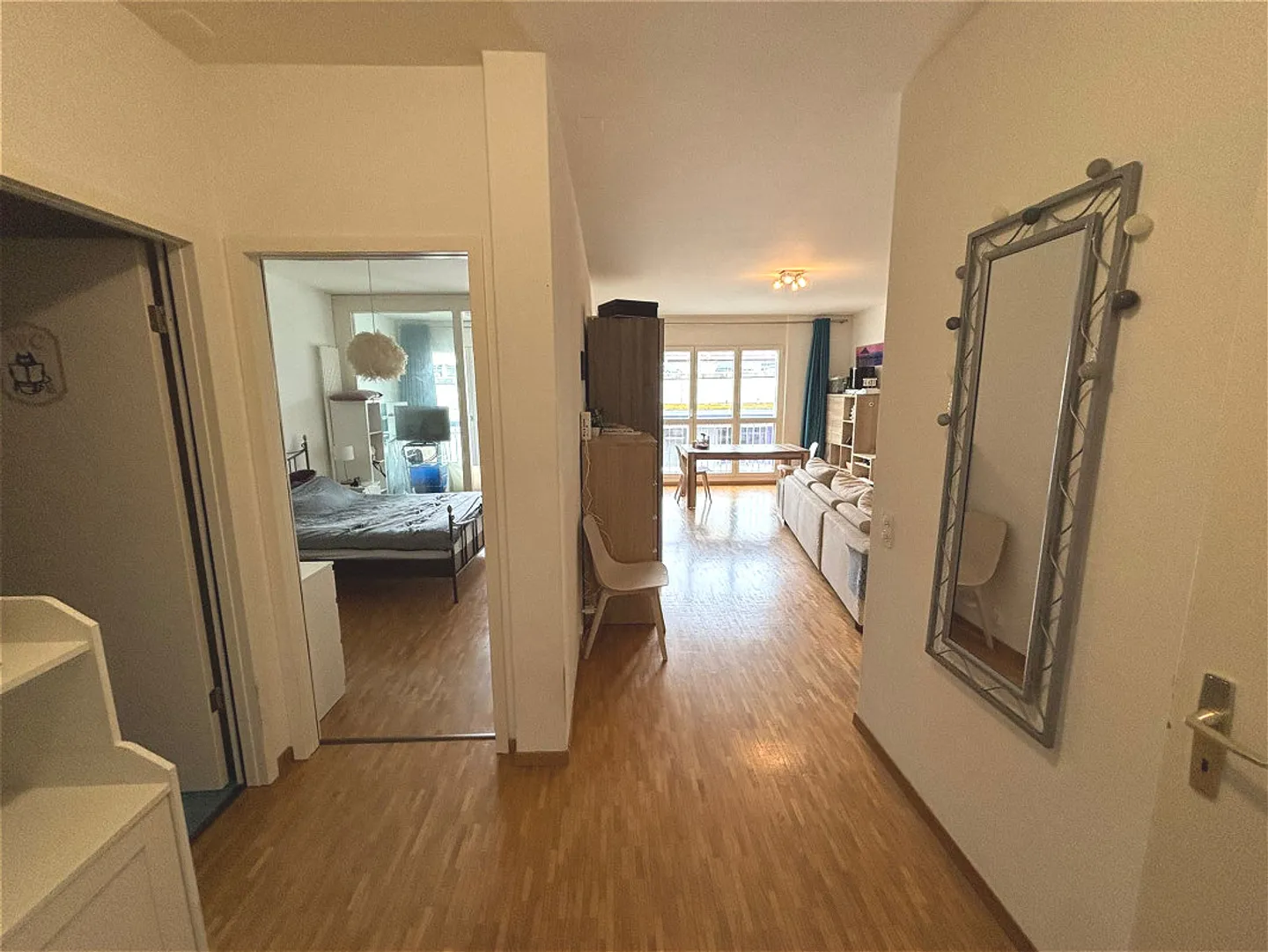 Incantevoli 2.5 stanze nel centro di Sion - Foto 3 di 6