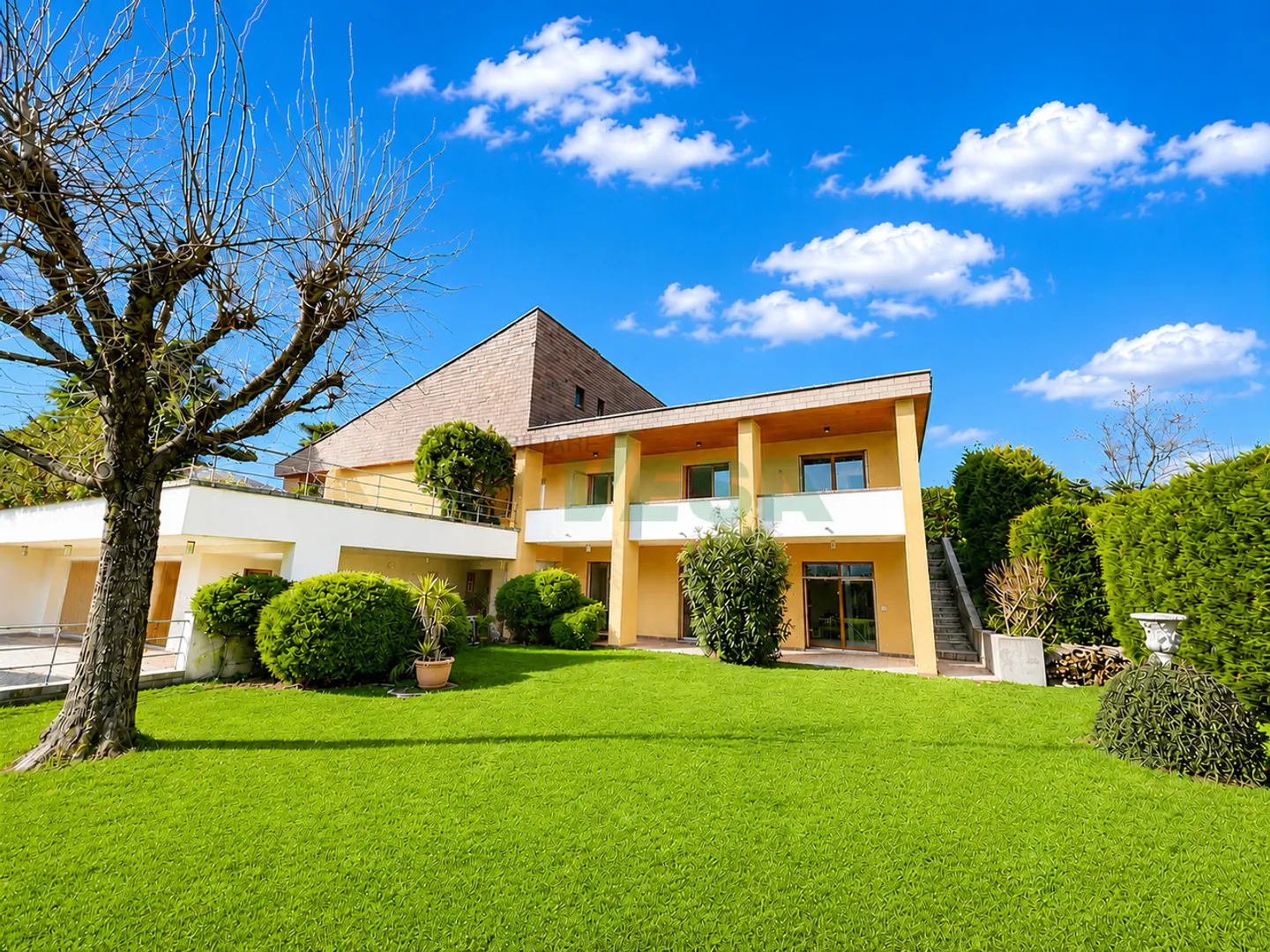 Villa Elegante con Piscina - Foto 1 di 13