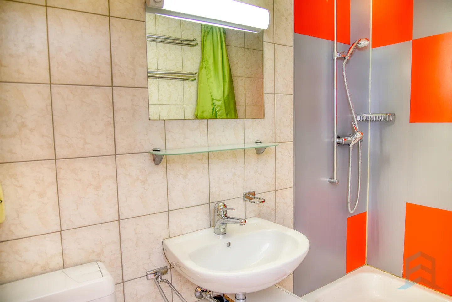 EXKLUSIVITÄT Charaktervolles Dorfhaus mit großem Potenzial - Foto 15 von 19