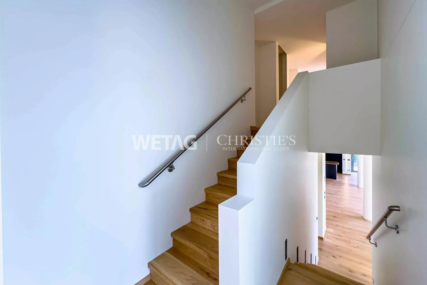 Lugano-Muzzano: spacious villa with pool & view of Lake Lugano for sale - Photo 9 of 13