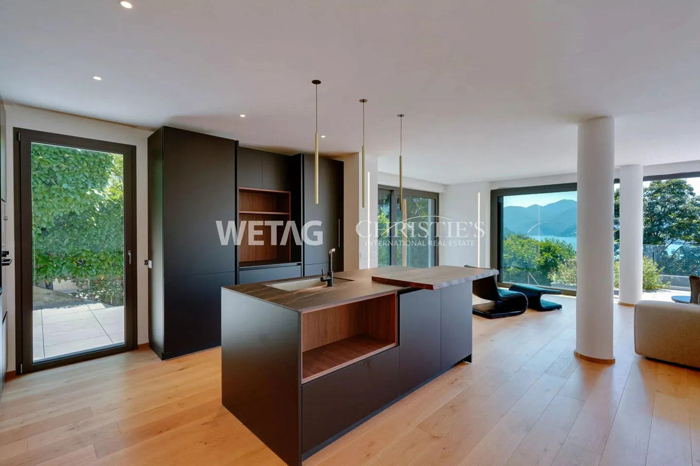 Lugano-Muzzano: spacious villa with pool & view of Lake Lugano for sale - Photo 5 of 13