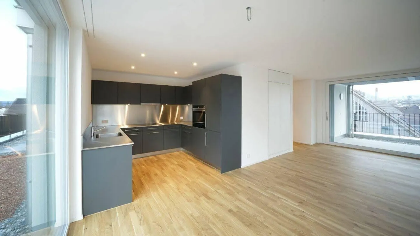 Appartamento Attico 4.5 stanze - Foto 3 di 10