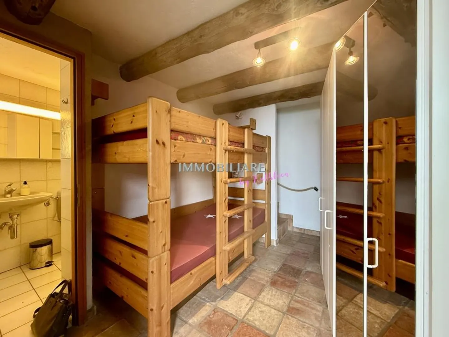 Cozy Rustico in a Quiet Ticino Mountain Village, Full Winter Sun - Photo 19 of 26