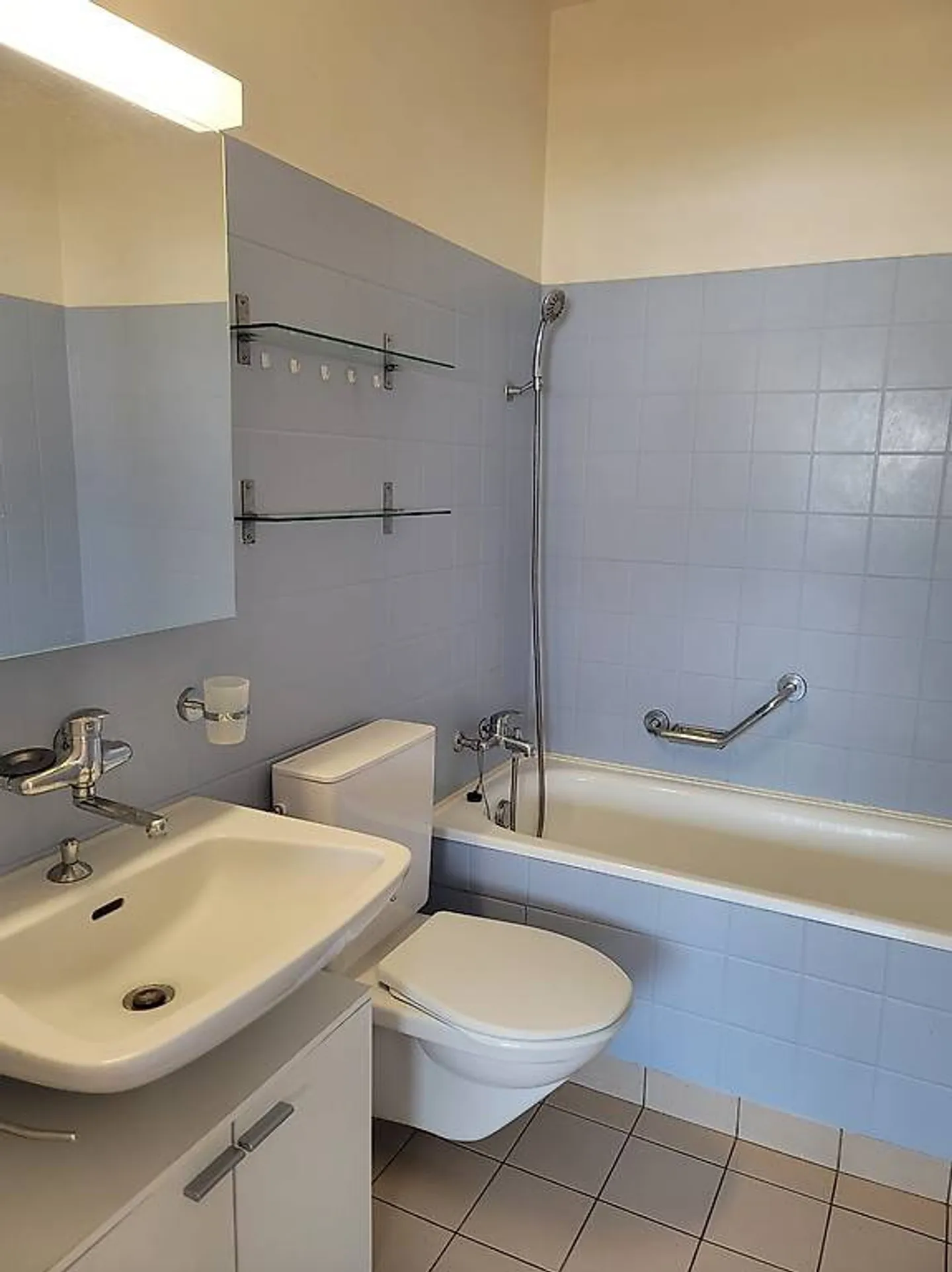 Appartement de 2.5 pièces à Onex - Photo 3 sur 3