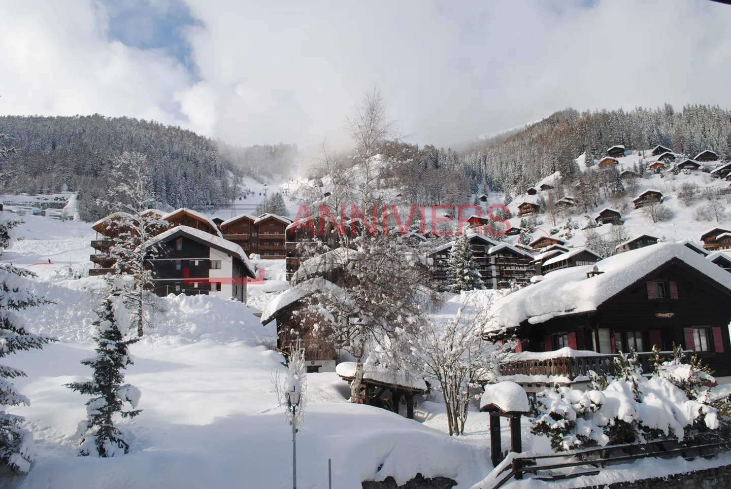 Outstanding furnished 3.5 room apartment with mountain view and dream location - Photo 14 of 28