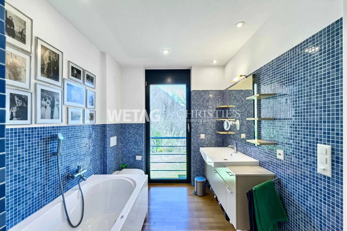 Lugano–Riva San Vitale: Modern villa with stunning views of the ... - Photo 9 of 13