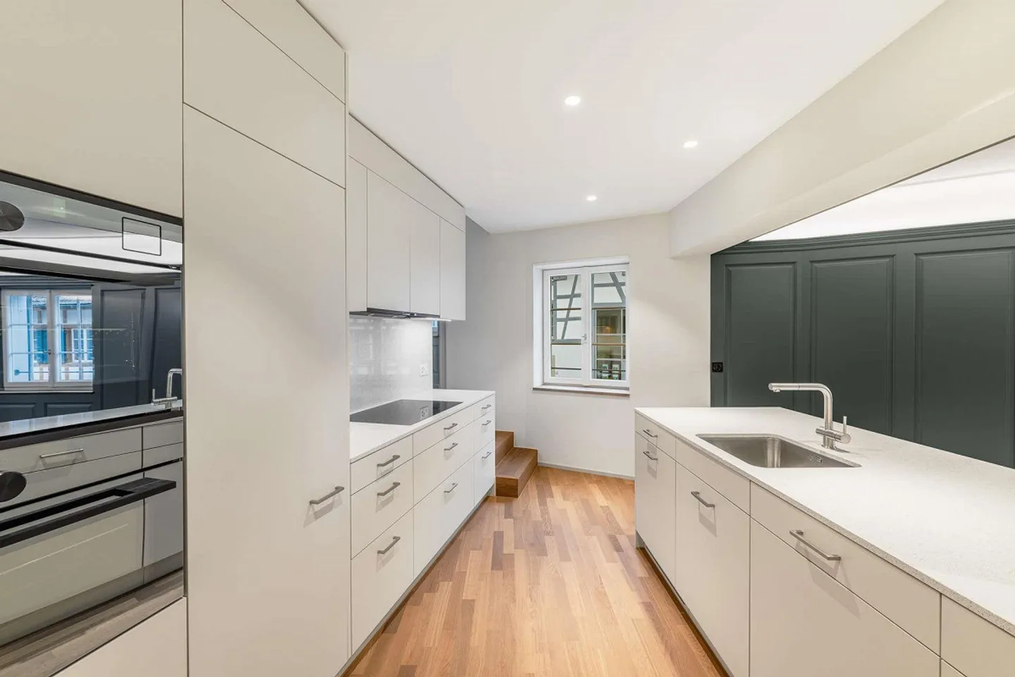 Thurtalstrasse - Existing Charm, Modern Living. - Photo 3 of 9