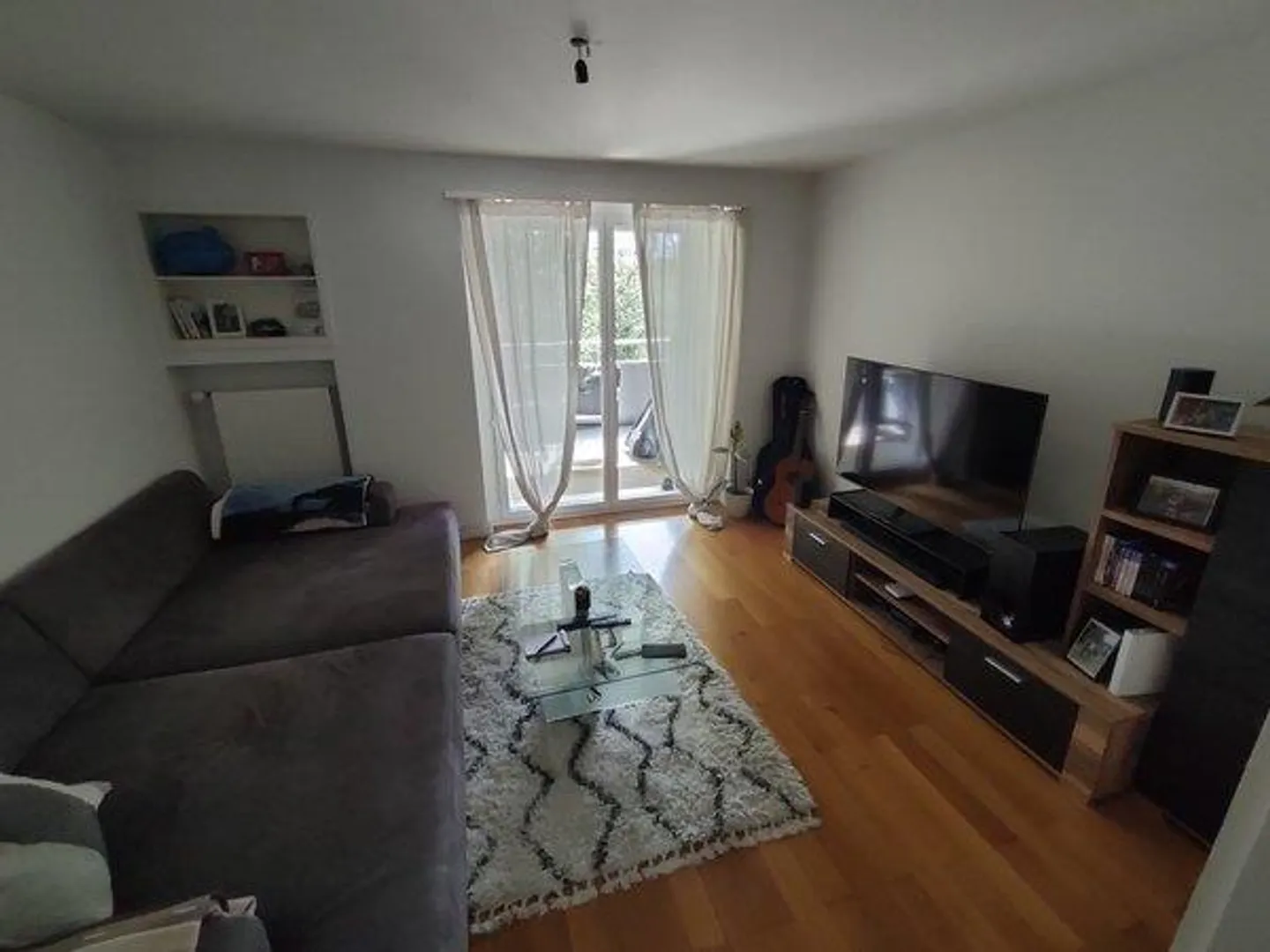Furnished apartment for rent - Photo 2 of 5