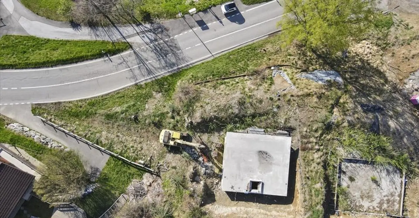 Bauplatz mit Baubewilligung - Foto 4 von 10
