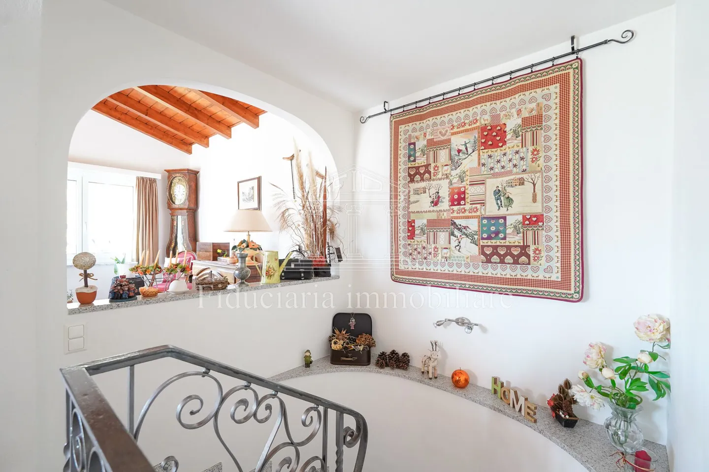 Independent House in a Magnificent Hillside Location - Nature, Sun, and Privacy - Photo 8 of 13