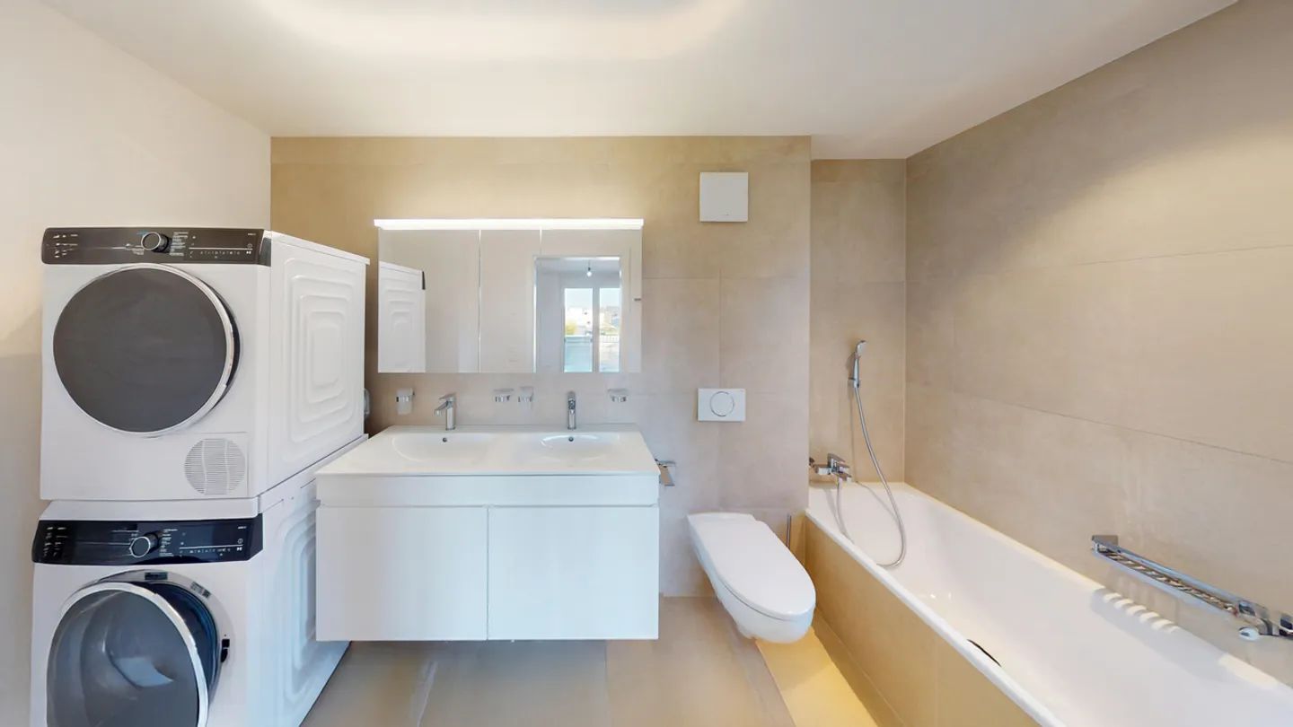 APPARTAMENTO ATTICO CON TERRAZZA ENORME A THÖRISHAUS - Foto 6 di 13